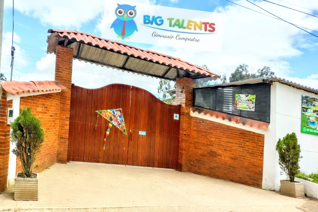 Campus del Colegio Big Talents Gimnasio Campestre